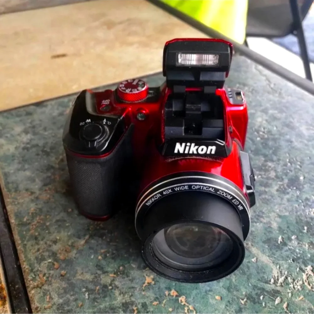Nikon L840